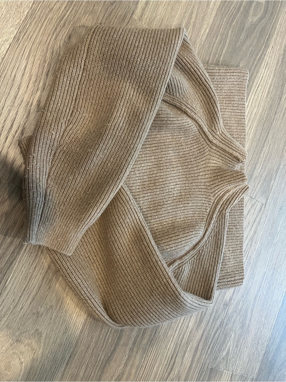 H&M Ribbed Turtleneck Sweater in Taupe Brown